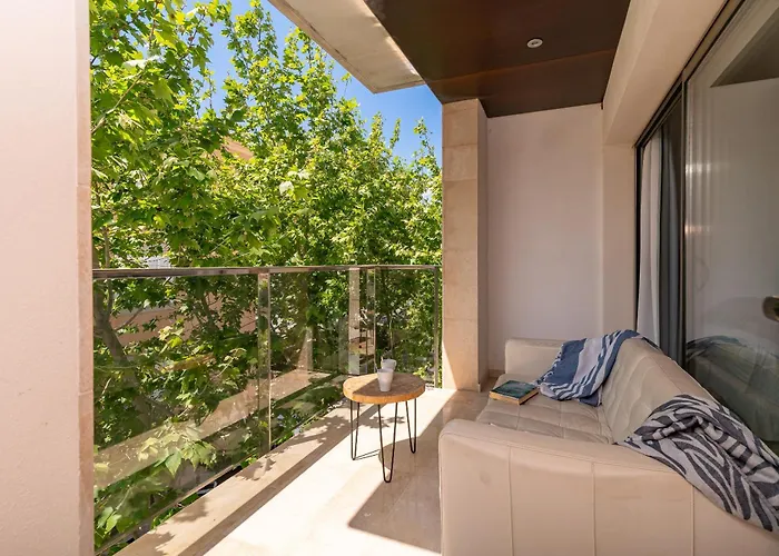 Ca Na Guisi By Sealand