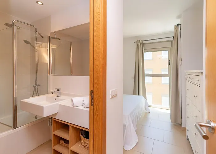 Ca Na Guisi By Sealand Daire